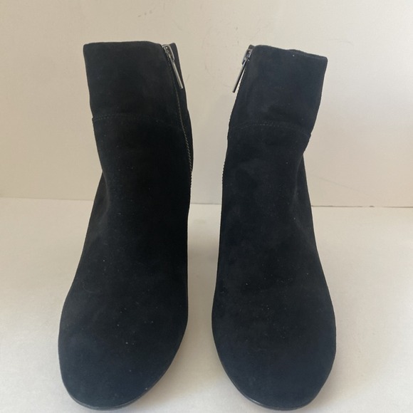 Michael Kors Black Suede Arabella Ankle Boots Zip Booties Studded Heels Size 9.5 - Picture 2 of 14